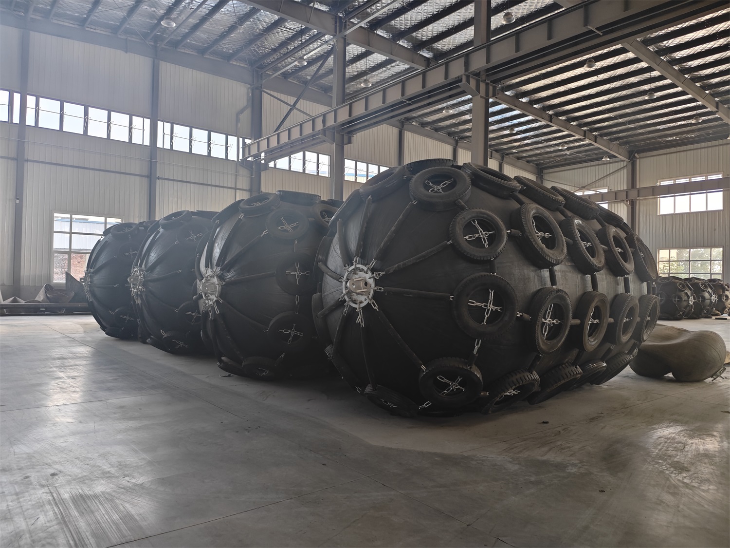 Uppblåsbara fendrar: The Essential Marine 