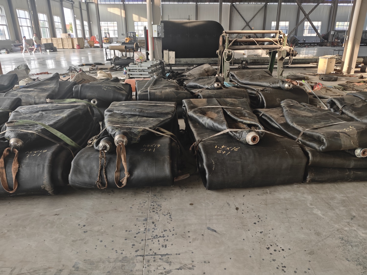 Uppblåsbara fendrar: The Essential Marine 